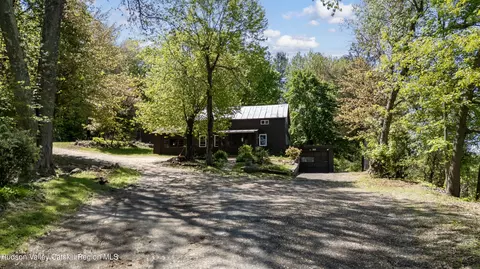 750 Church Rd, Hudson, NY 12534