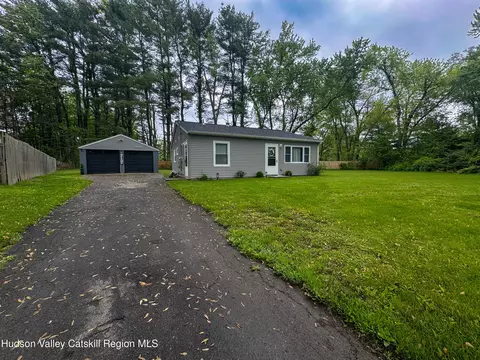 10 Meadow Court Ct, High Falls, NY 12440