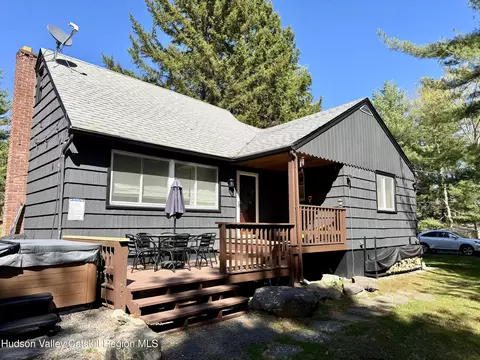 123 Ryan Rd, Jewett, NY 12444
