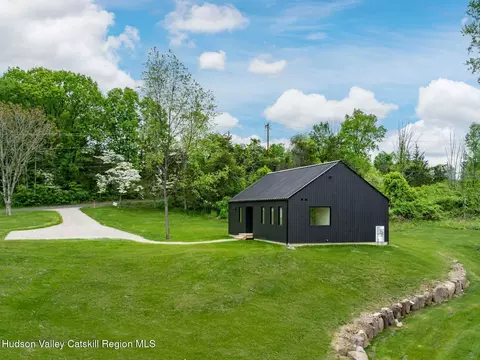 250 Wurtemburg Rd, Rhinebeck, NY 12572