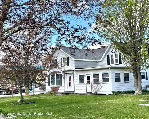 7734 Main St, Hunter, NY 12442