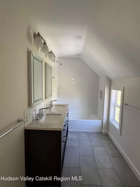 Bath - 237 Main St, Copake, NY 12516 photo 1 of 2