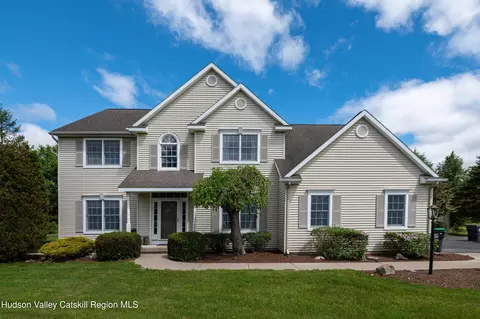 118 Blossom Ln, Valatie, NY 12184