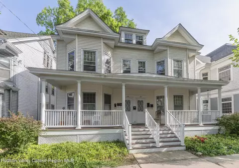 138-140 St James St, Kingston, NY 12401
