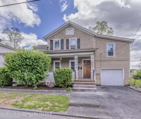 100 Gage St, Kingston, NY 12401