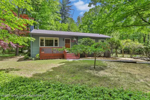 512 Watson Woods Rd, Lake Hill, NY 12448
