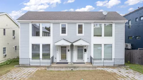 244 Columbia St, Hudson, NY 12534