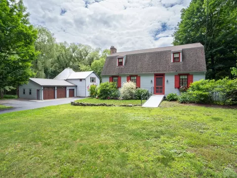 221 Fordham Rd, Kinderhook, NY 12106