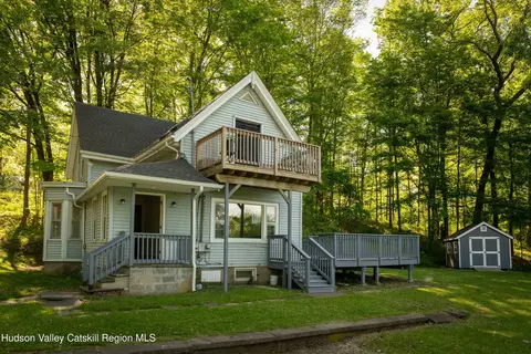 186 2nd St, Kingston, NY 12401