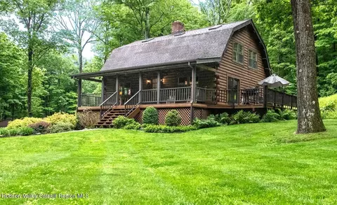 1206 Hollow Rd, Clinton, NY 12514