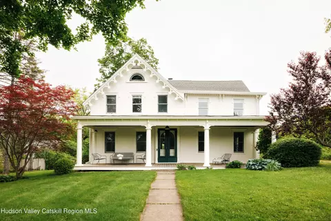44 Young America Rd, Germantown, NY 12526