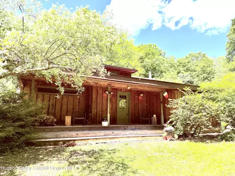 224 Martin Ave, Highland, NY 12528