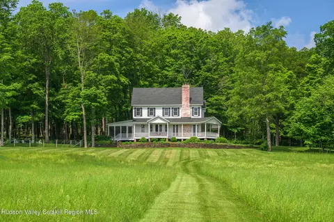 149 Tory Hill Farm Rd, Hillsdale, NY 12529