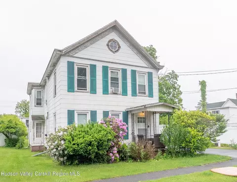 185 Green St, Port Ewen, NY 12466