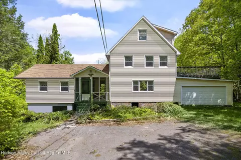 240 Woodard Rd, East Durham, NY 12423