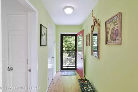 Entry Way - 208 Grogkill Rd, Woodstock, NY 12498 photo 3 of 4