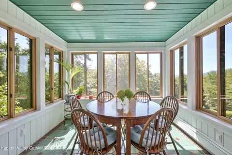 Dining - 208 Grogkill Rd, Woodstock, NY 12498 photo 1 of 1
