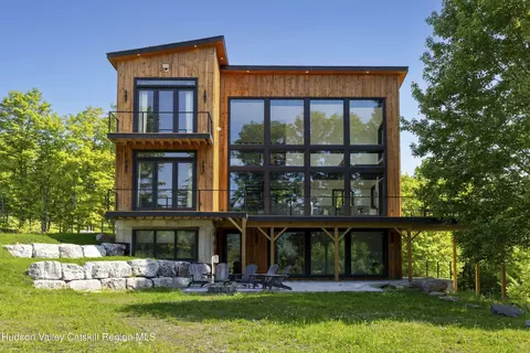 4 Goff Rd, Windham, NY 12496