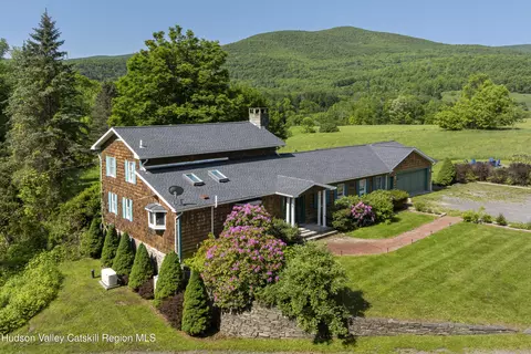 89 Cartwright Rd, Prattsville, NY 12468