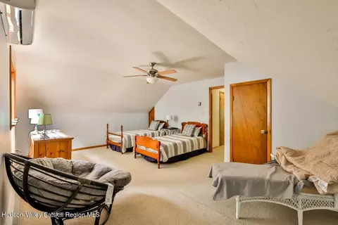 Bedroom - 4992 Ny-23, Windham, NY 12496 photo 4 of 6