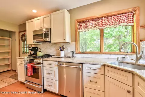 Kitchen - 4992 Ny-23, Windham, NY 12496 photo 5 of 6