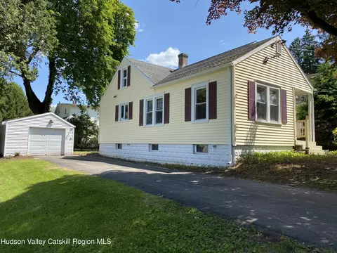 130 Fairview Ave, Kingston, NY 12401