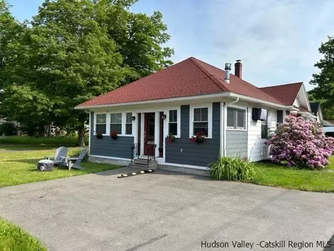 7770 Main St, Hunter, NY 12442