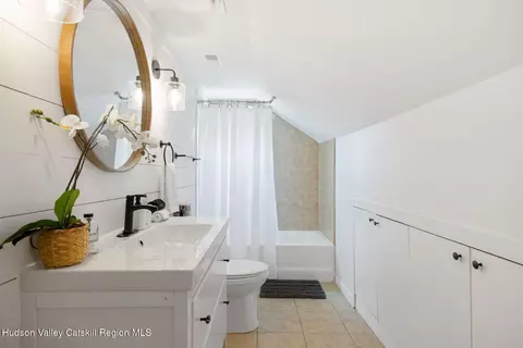 Bath - 769 Mitchell Hollow Rd, Windham, NY 12496 photo 3 of 4