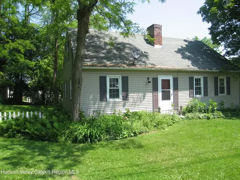 12 Fabiano Blvd, Hudson, NY 12534