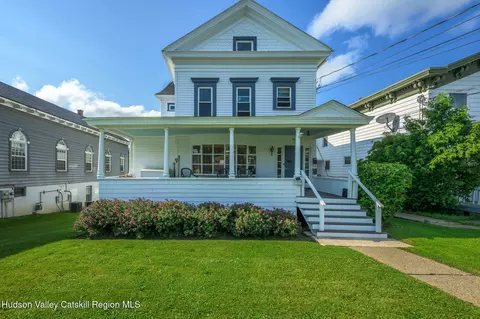 66 Green, Hudson, NY 12534