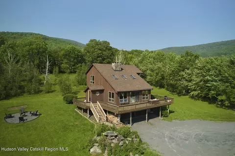285 Mead Rd, Fleischmanns, NY 12430