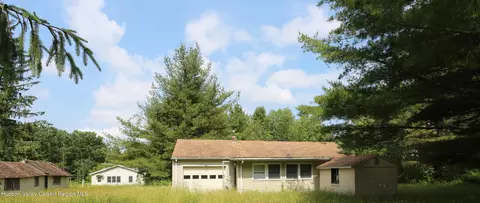 5 Wolf Rd, Rensselaerville, NY 12147