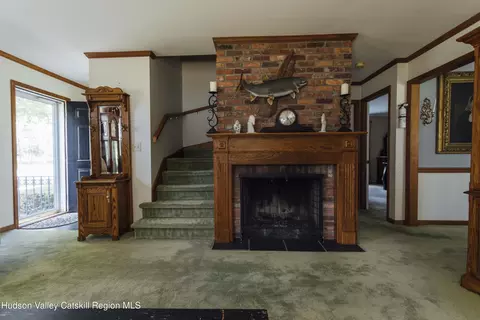 Entry Way - 34 Sunset Avenue Ave, Kinderhook, NY 12106 photo 1 of 1