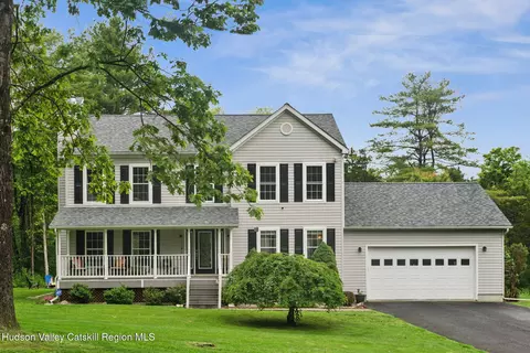 20 Cedar Ridge Rd, Stone Ridge, NY 12484