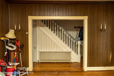 Entry Way - 53 Broad St, Catskill, NY 12414 photo 1 of 9