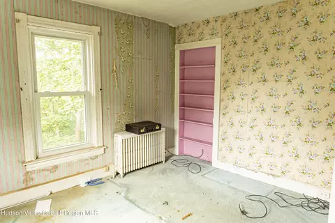 Bedroom - 53 Broad St, Catskill, NY 12414 photo 14 of 17