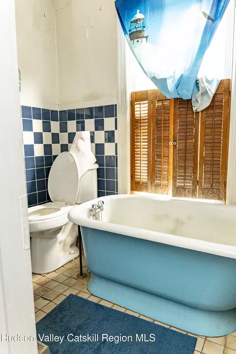Bath - 53 Broad St, Catskill, NY 12414 photo 3 of 7