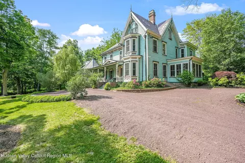 Exterior - 125 Bedell Rd, Poughkeepsie, NY 12603 photo 8 of 8