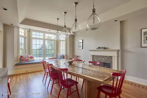 143 Bedell Rd, Poughkeepsie, NY 12603 photo 9