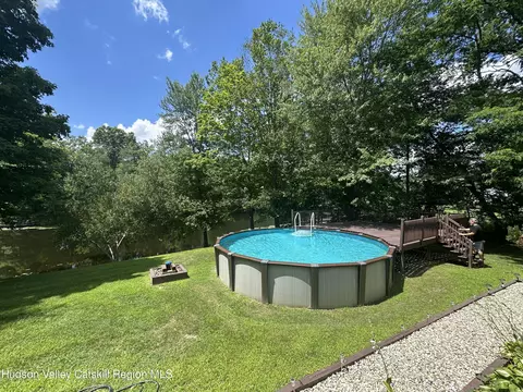 36 Susi Oval, Modena, NY 12548 photo 25