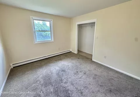 36 Susi Oval, Modena, NY 12548 photo 16