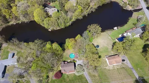 36 Susi Oval, Modena, NY 12548 photo 2