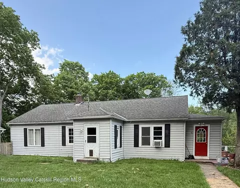 70 Blue Mountain Rd, Saugerties, NY 12477
