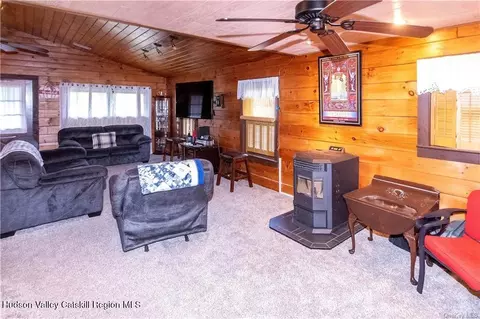 9 Low Rd, Shawangunk, NY 12589 photo 14
