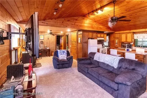 9 Low Rd, Shawangunk, NY 12589 photo 11