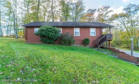 9 Low Rd, Shawangunk, NY 12589 photo 5