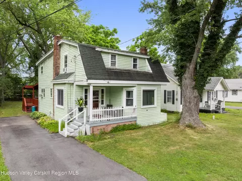 38 Landon Ave, Catskill, NY 12414