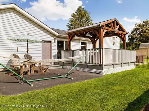 Exterior - 11 Hoppenstedt Rd, Wallkill, NY 12589 photo 6 of 10