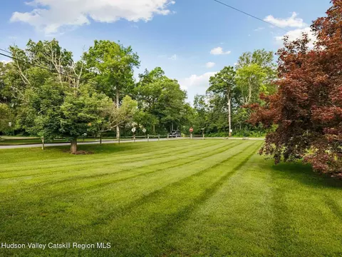 Exterior - 11 Hoppenstedt Rd, Wallkill, NY 12589 photo 10 of 10