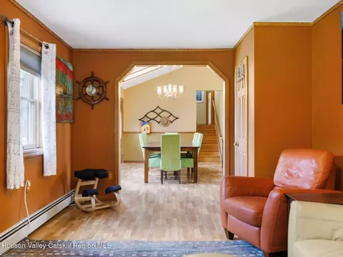 Entry Way - 11 Hoppenstedt Rd, Wallkill, NY 12589 photo 1 of 2